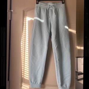 Aritzia TNA boyfriend sweatpants